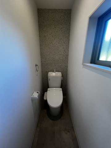 シアラ直川小学校前・デザイナーズ戸建賃貸・95045のトイレ