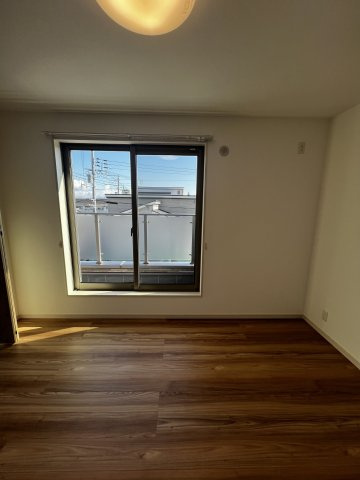 シアラ直川小学校前・デザイナーズ戸建賃貸・95045の洋室