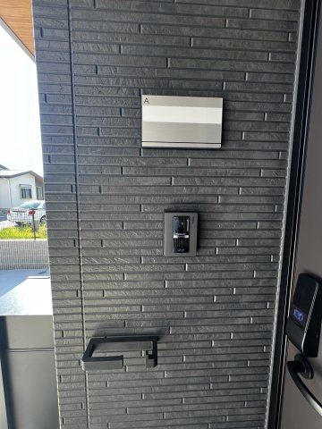 シアラ直川小学校前・デザイナーズ戸建賃貸・95045の玄関