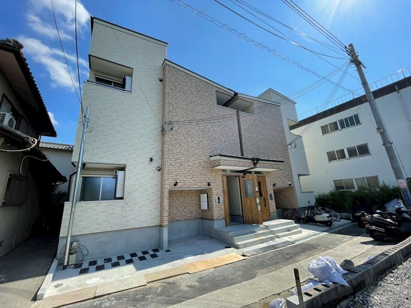 F8石津