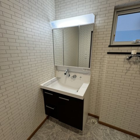 登別市鷲別町2丁目41-5戸建Ⅰの独立洗面台