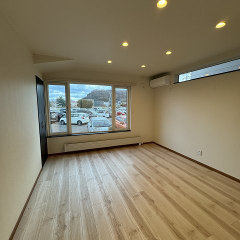 登別市鷲別町2丁目41-5戸建Ⅰの居間・リビング