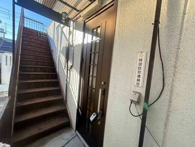 【エントランス】 | 古室1丁目貸室