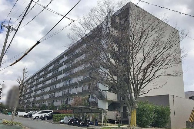 労住まきのハイツ２号棟の外観|新しい生活にいかがでしょうか？外観はお住まいの顔になります。こだわりたいポイントですね。水回りリフォームやリノベーションも承ってます。
■現地見学・資金計画相談・住宅ローン相談もお問合せ受付中■