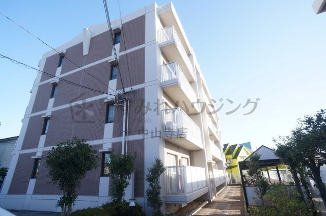 エステートプラザ伊丹の外観