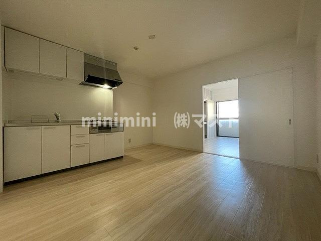 淺沼谷町マンションの居間・リビング