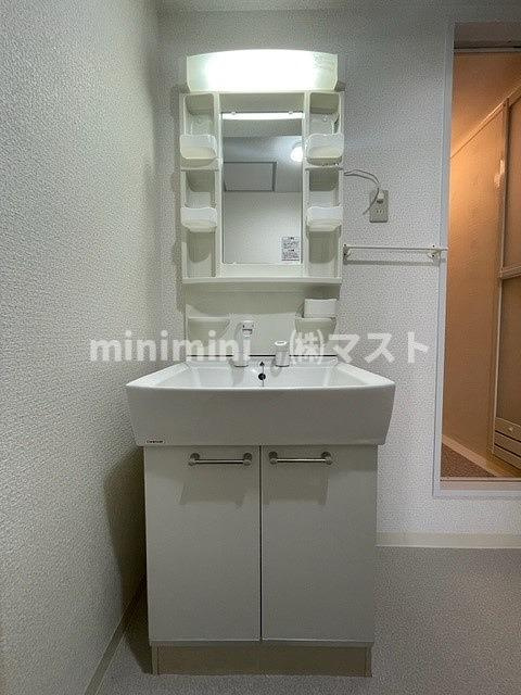 淺沼谷町マンションの洗面所