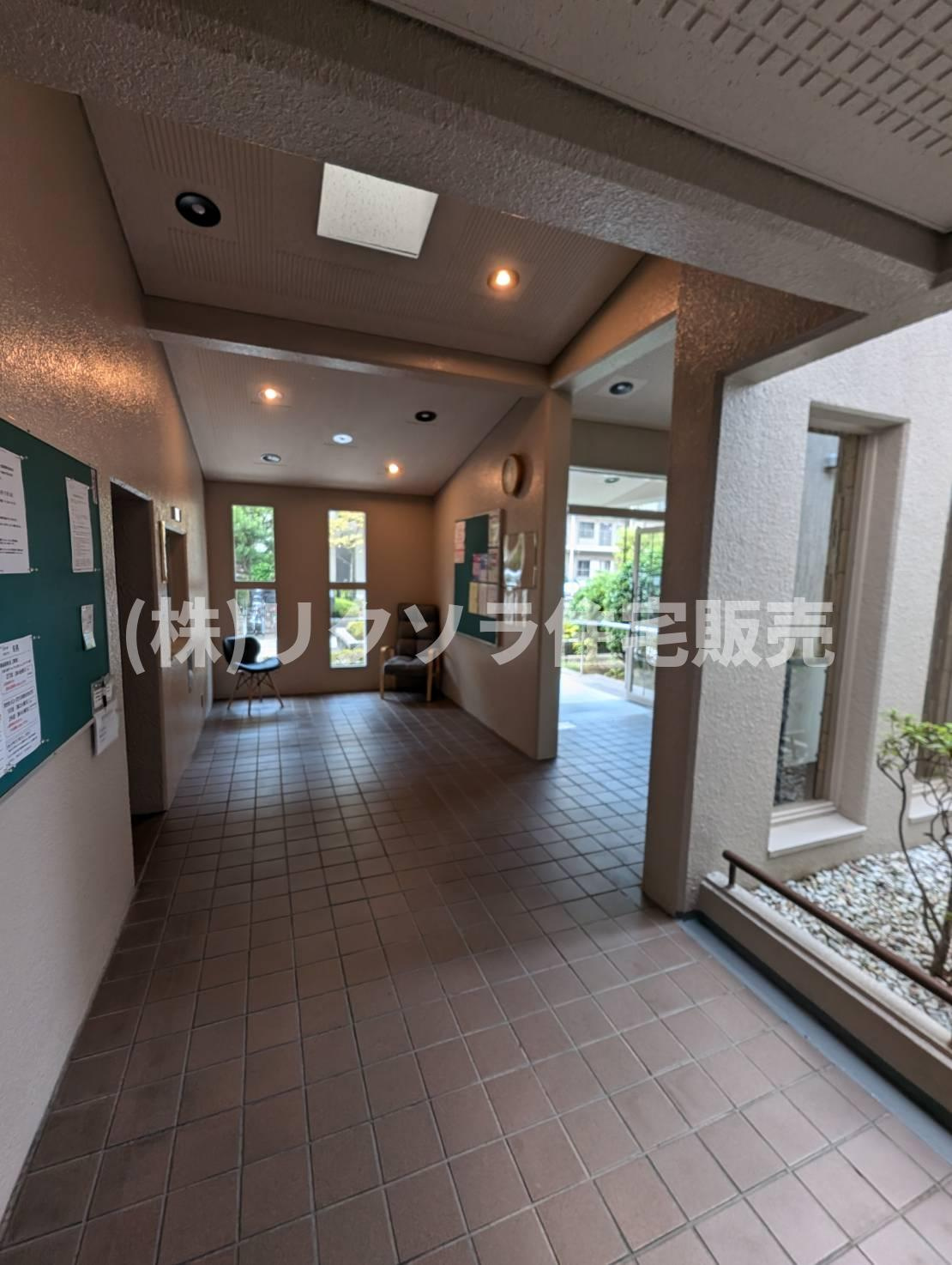 香里ヶ丘グランドハイツのエントランス|■物件内覧・資金計画相談・住宅ローン相談、リフォーム相談、お問合せ受付中■
※当日・翌日のご内覧、ご相談はお電話でのお問合せがスムーズです！