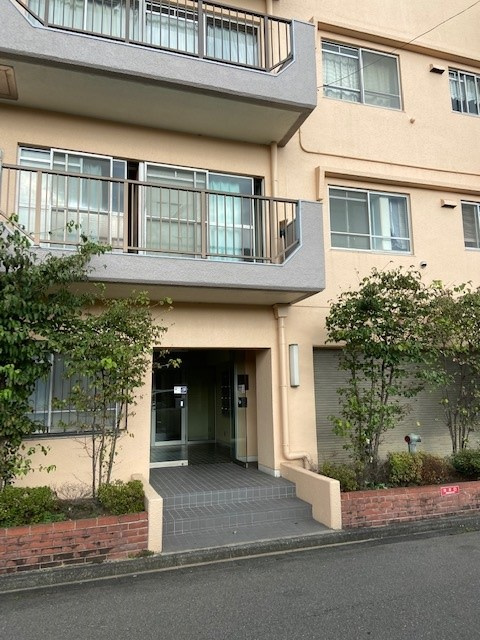 福井グランドハイツの外観