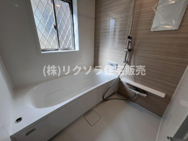 星田北4丁目　中古一戸建ての浴室|浴室乾燥機付き
■物件内覧・資金計画相談・住宅ローン相談、リフォーム相談、お問合せ受付中■
※当日・翌日のご内覧、ご相談はお電話でのお問合せがスムーズです！