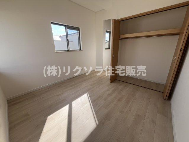 星田北4丁目　中古一戸建ての子供部屋|洋室6.29帖
■物件内覧・資金計画相談・住宅ローン相談、リフォーム相談、お問合せ受付中■
※当日・翌日のご内覧、ご相談はお電話でのお問合せがスムーズです！