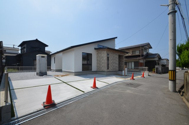 新築住宅　下上津役３丁目　平屋の外観|平屋をお探しの方にお勧めです。（建売の平屋は少ないです！）