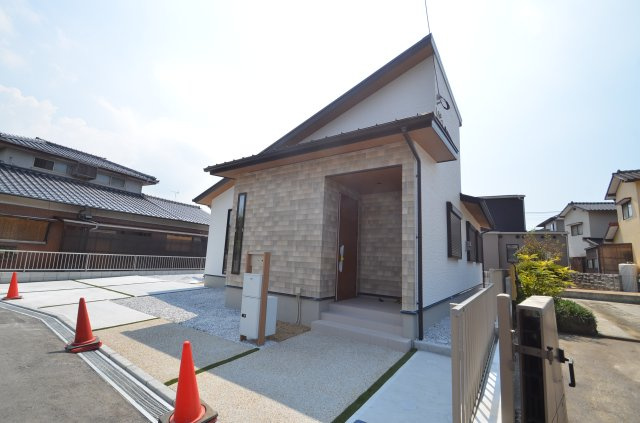 新築住宅　下上津役３丁目　平屋の外観