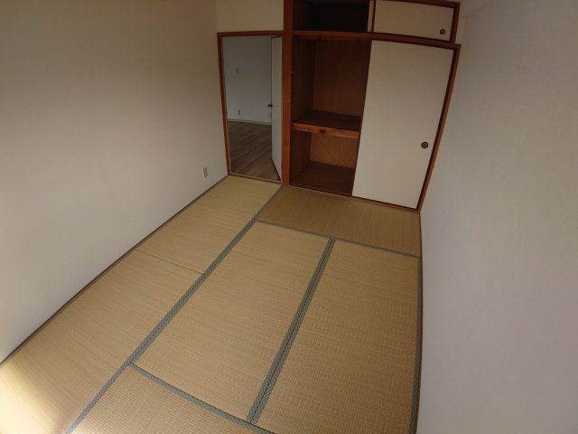 【寝室】 | イーストバリィ
