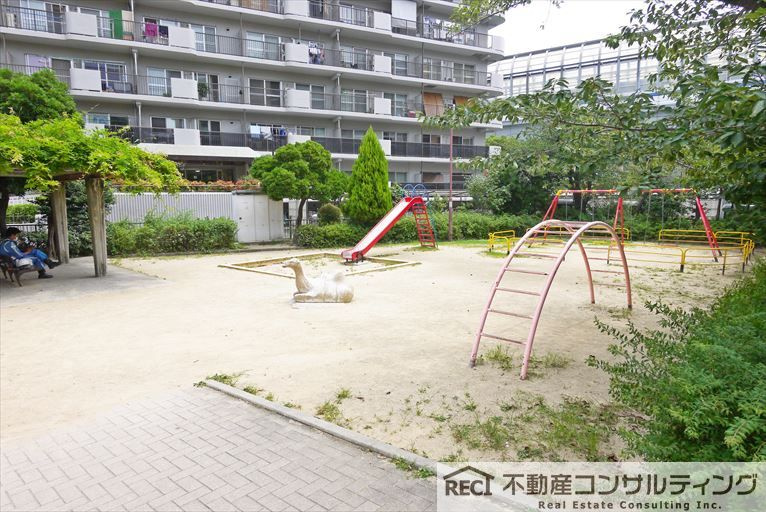 ドルミ灘A棟の周辺