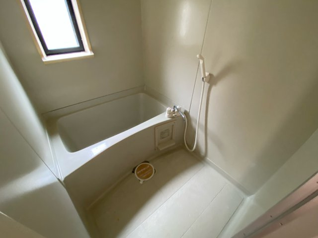 サンライフサルビアの浴室