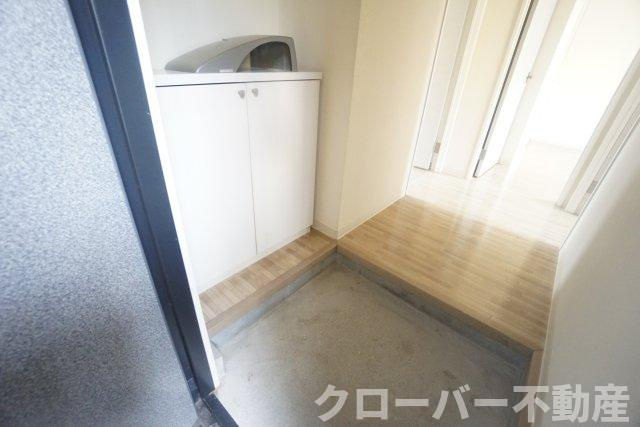 パーラメントAの玄関