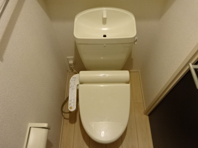 デルニエコート　A棟のトイレ