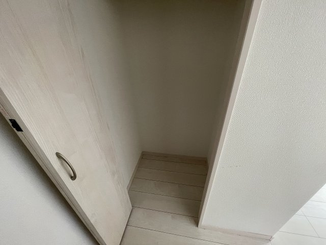 ロイヤルメゾン幕張本郷の収納