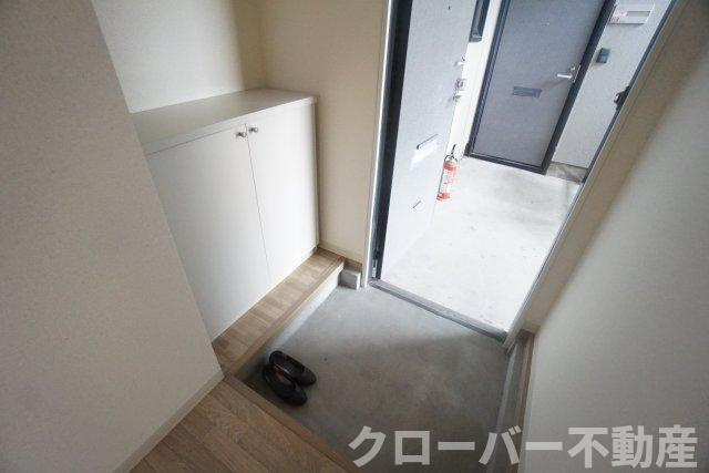 パーラメントBの玄関