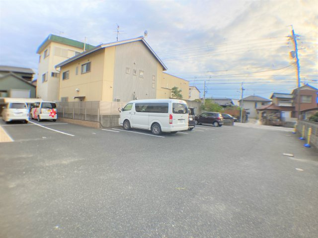 Friendlyの駐車場