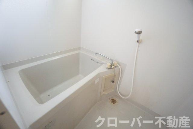 パーラメントBの浴室