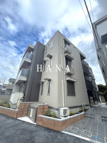 IS・アルディアの外観