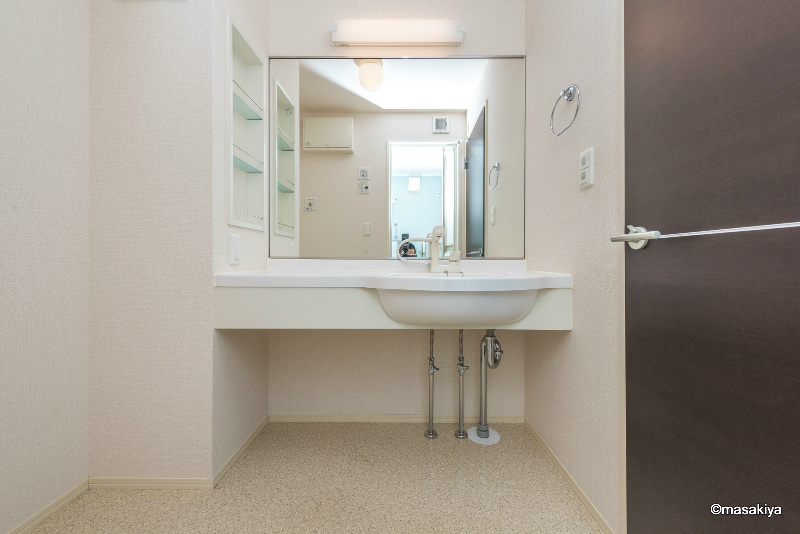 オルキスの洗面所|洗面・脱衣　シャンプードレッサー付き。