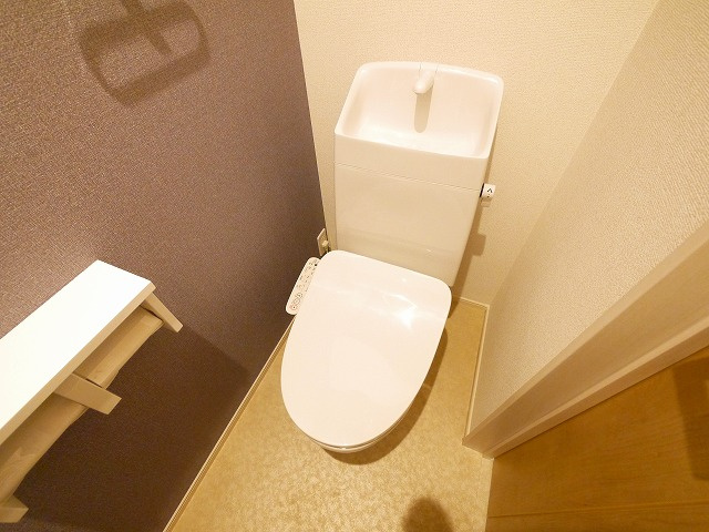 フォレ・リヴィエールⅠのトイレ|清潔感のあるトイレです