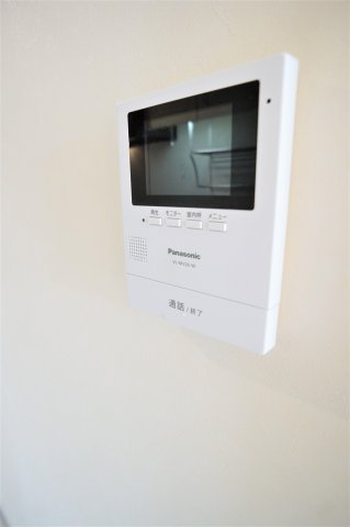 フェニックス小川２号棟のセキュリティ|急な来客でもＴＶモニターホンで安心ですね