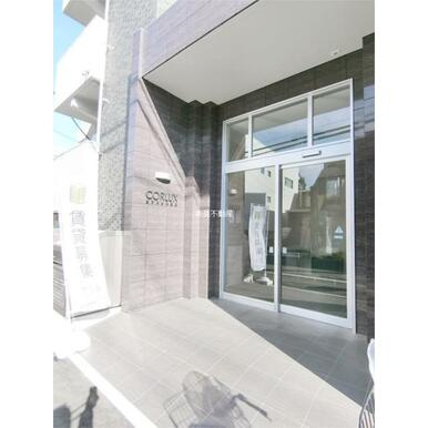 熊本市中央区新町３丁目の賃貸マンションのエントランス