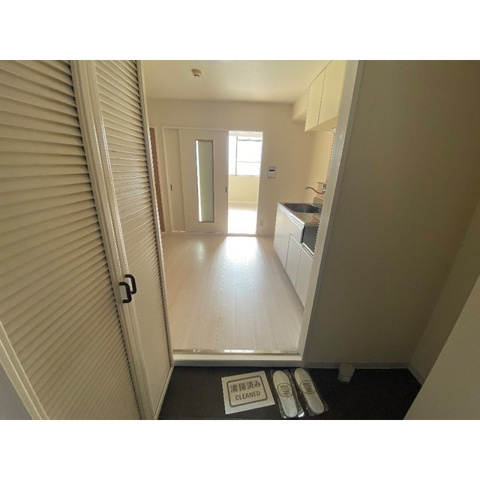 稲城市押立の賃貸マンションの玄関|別部屋参考写真