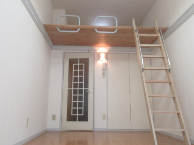 レオ西明石の寝室