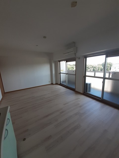 シェリールＦＨの居間・リビング