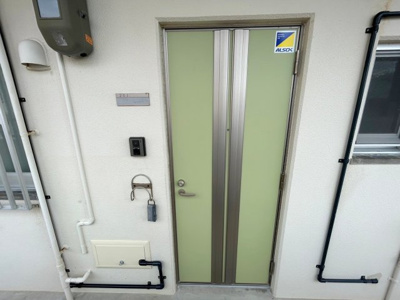 【玄関】 | クローバヒル | クローバヒル★那覇市字宇栄原エリア