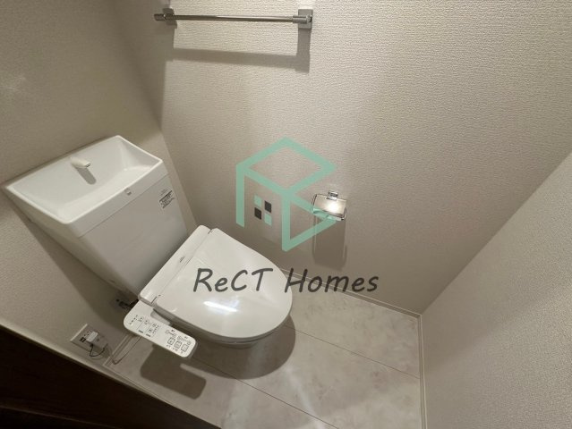 D-PLACE飾磨駅前のトイレ