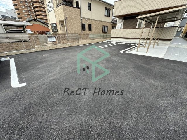 D-PLACE飾磨駅前の駐車場