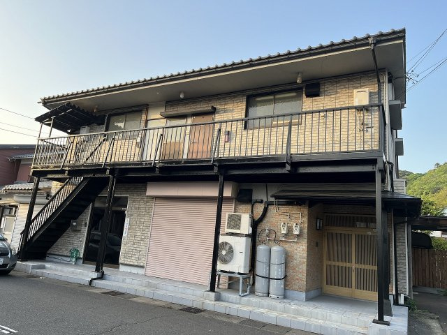 敦賀市金ヶ崎借家の外観