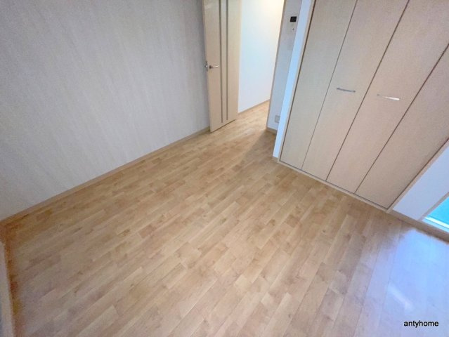 アリバあみだ池　仲介手数料無料の居間・リビング