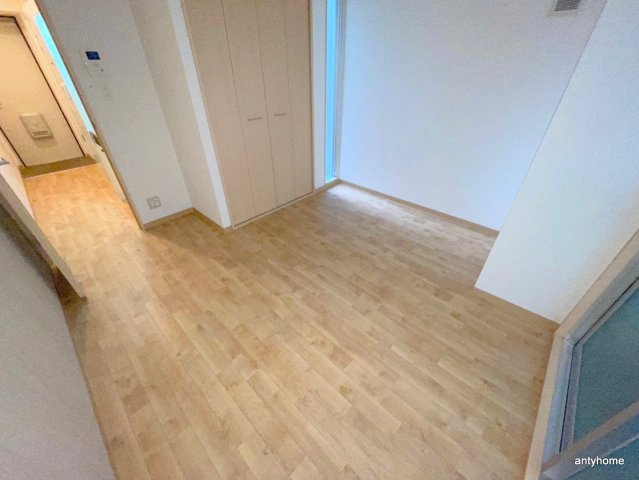 アリバあみだ池　仲介手数料無料の居間・リビング