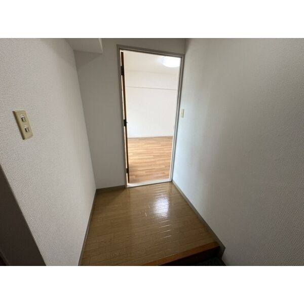 マリンハイム塩屋の居間・リビング