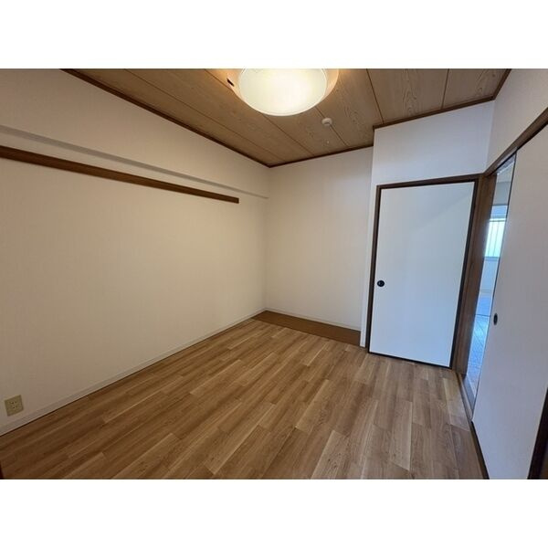 マリンハイム塩屋の居間・リビング