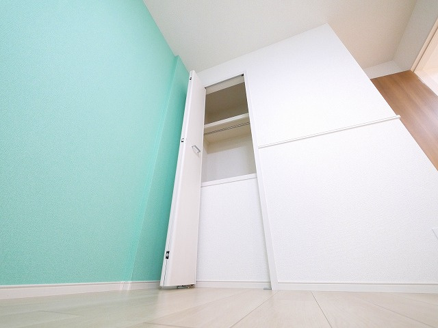 フォレ・リヴィエールⅡの収納|便利な収納スペースです