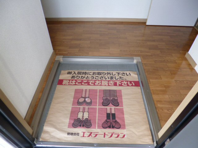 アネックス・サンガーデンの玄関