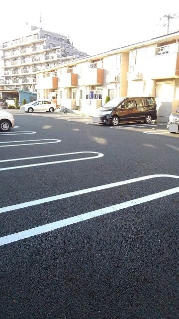 カリーノⅠの駐車場|駐車場完備です
