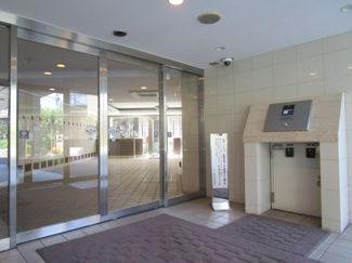 【エントランス】