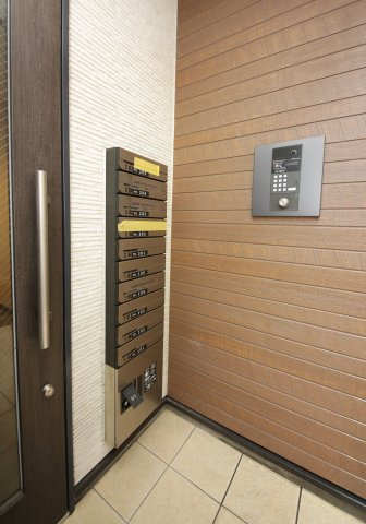 セントラル寺本のエントランス