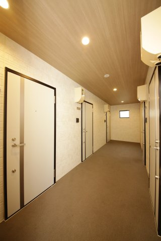 セントラル寺本のロビー