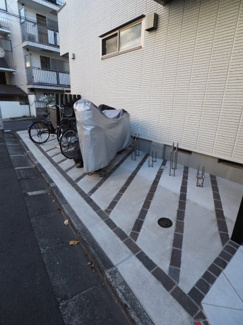 【その他共用部分】 | 平置きで停めやすい駐輪場