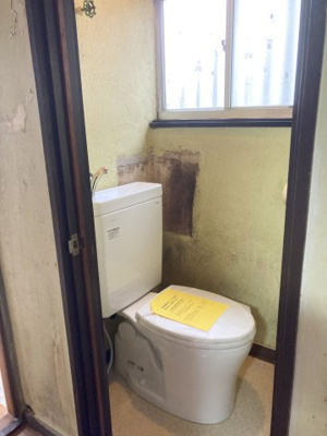 【トイレ】 | 成田東3丁目戸建て　1階のみ